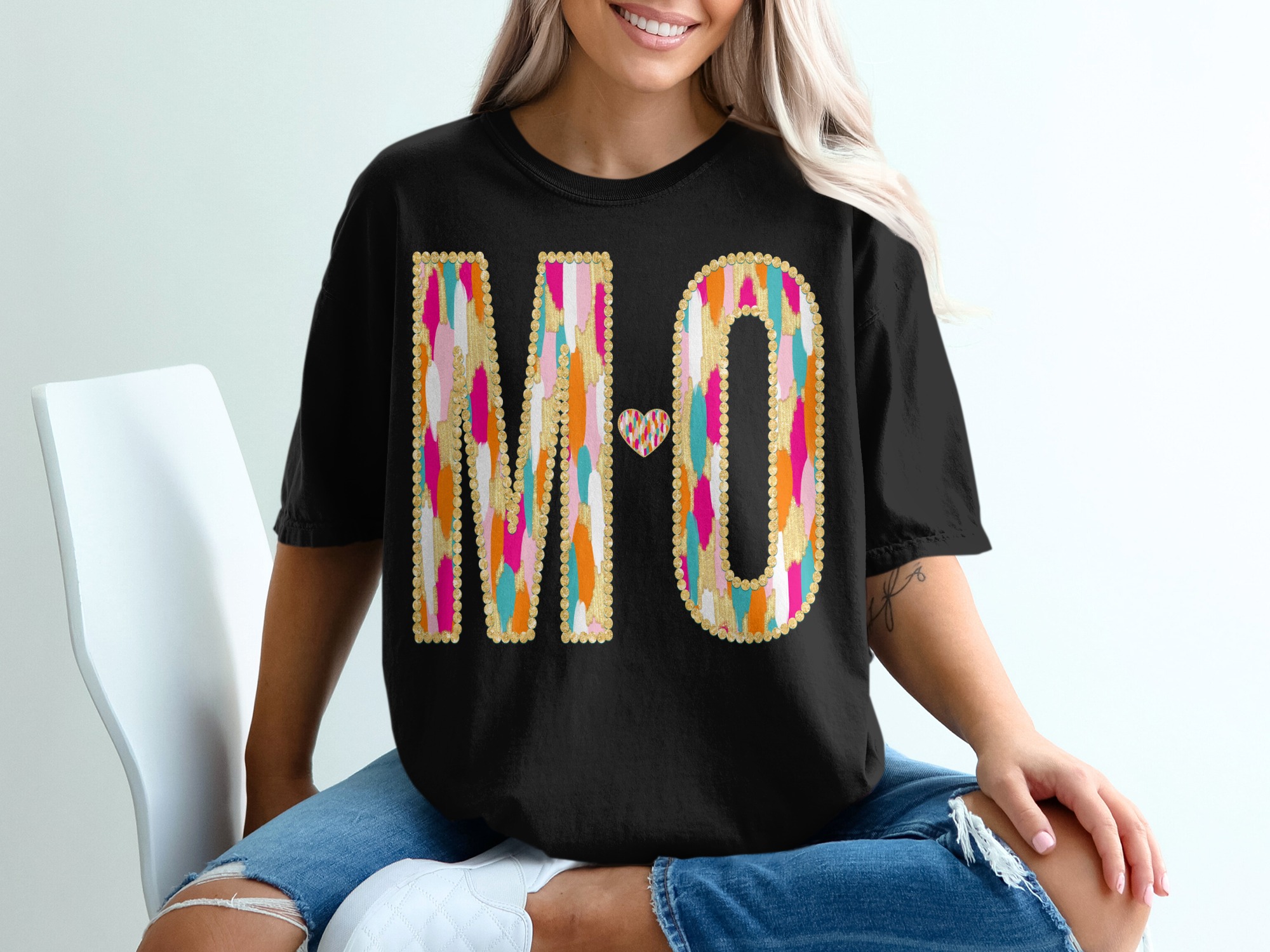 Colorful MO T-Shirt, Comfort Colors 1717, Missouri Tee, State Pride Shirt, Unique Graphic Top, Heart Detail, Trendy Unisex Tee, Gift Idea - Image 3