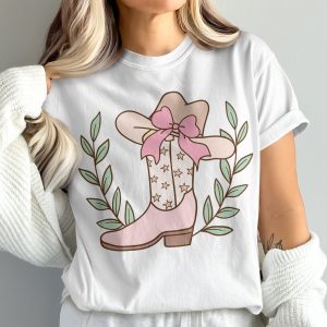 Comfort Colors 1717 Cowgirl T-Shirt, Giddy Up Tee, Western Boot Shirt, Rodeo Shirt, Country Girl Shirt, Southern Style, Trendy Graphic Tee
