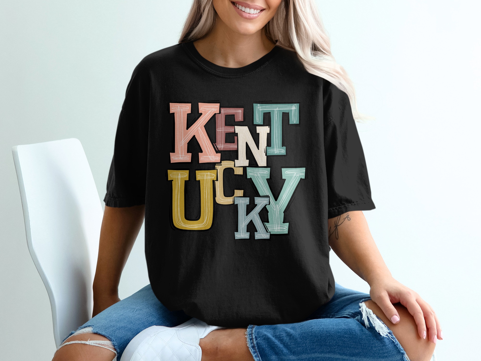 Kentucky T-Shirt, Colorful State Pride Tee, Retro Kentucky Design, Kentucky Souvenir Shirt, Gift for Kentucky Lover, State Pride Shirt - Image 2