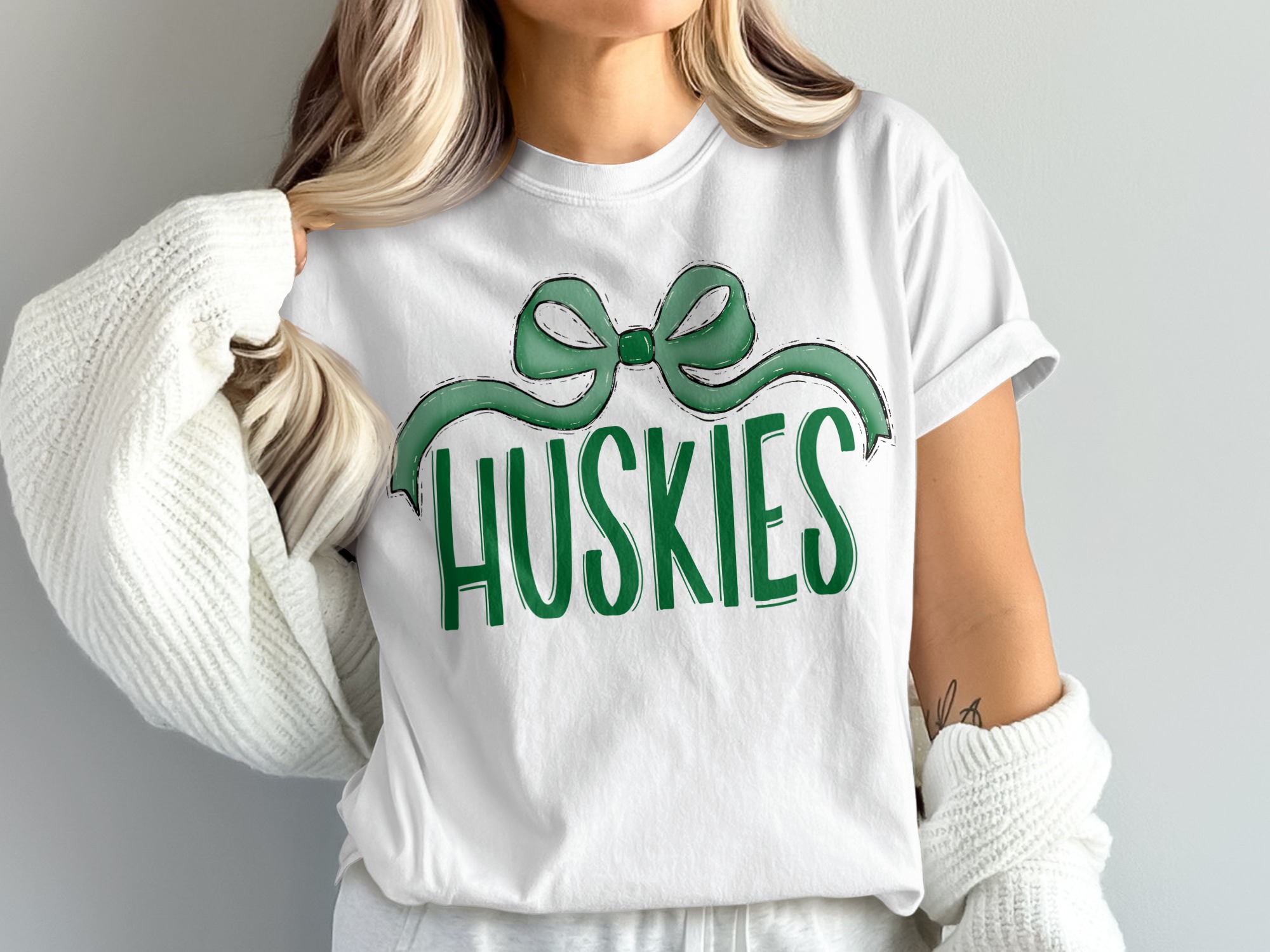 Huskies T-Shirt, Green Bow Shirt, Comfort Colors 1717 Tee, Trendy Graphic Tee, Cute College Shirt, Gift for Her, Game Day Shirt