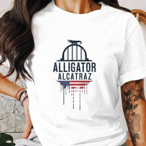 Alligator Alcatraz T-Shirt, American Flag Drip, USA Pride Tee, Patriotic Alligator, Unique Design T-Shirt, Unisex Fashion Top