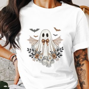 Floral Ghost T-Shirt, Spooky Season Tee, Cute Halloween Shirt, Bats Graphic Shirt, Autumn Apparel, Trendy Fall Outfit