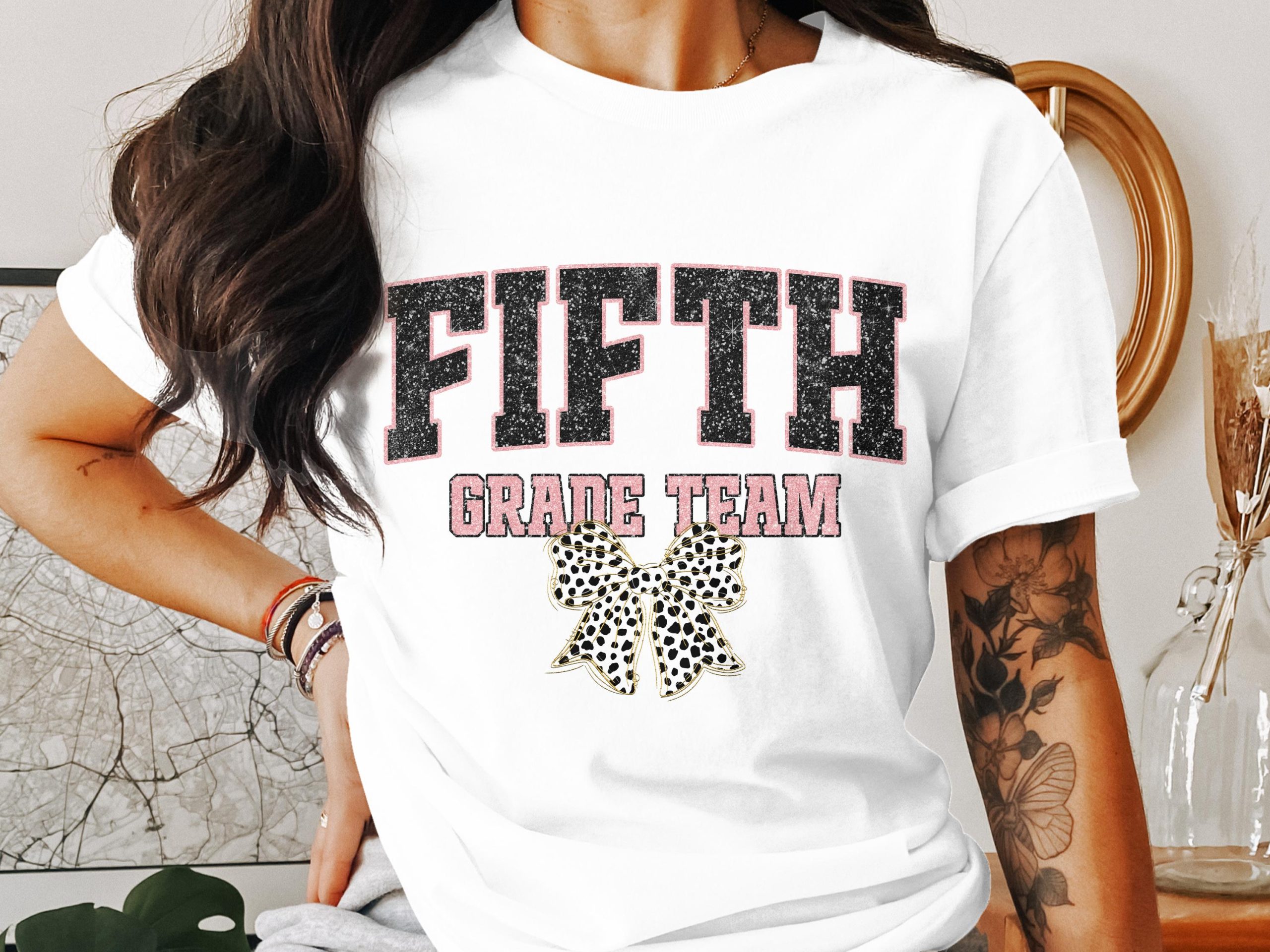 Fifth Grade Team School Bow Gift Students T-Shirt