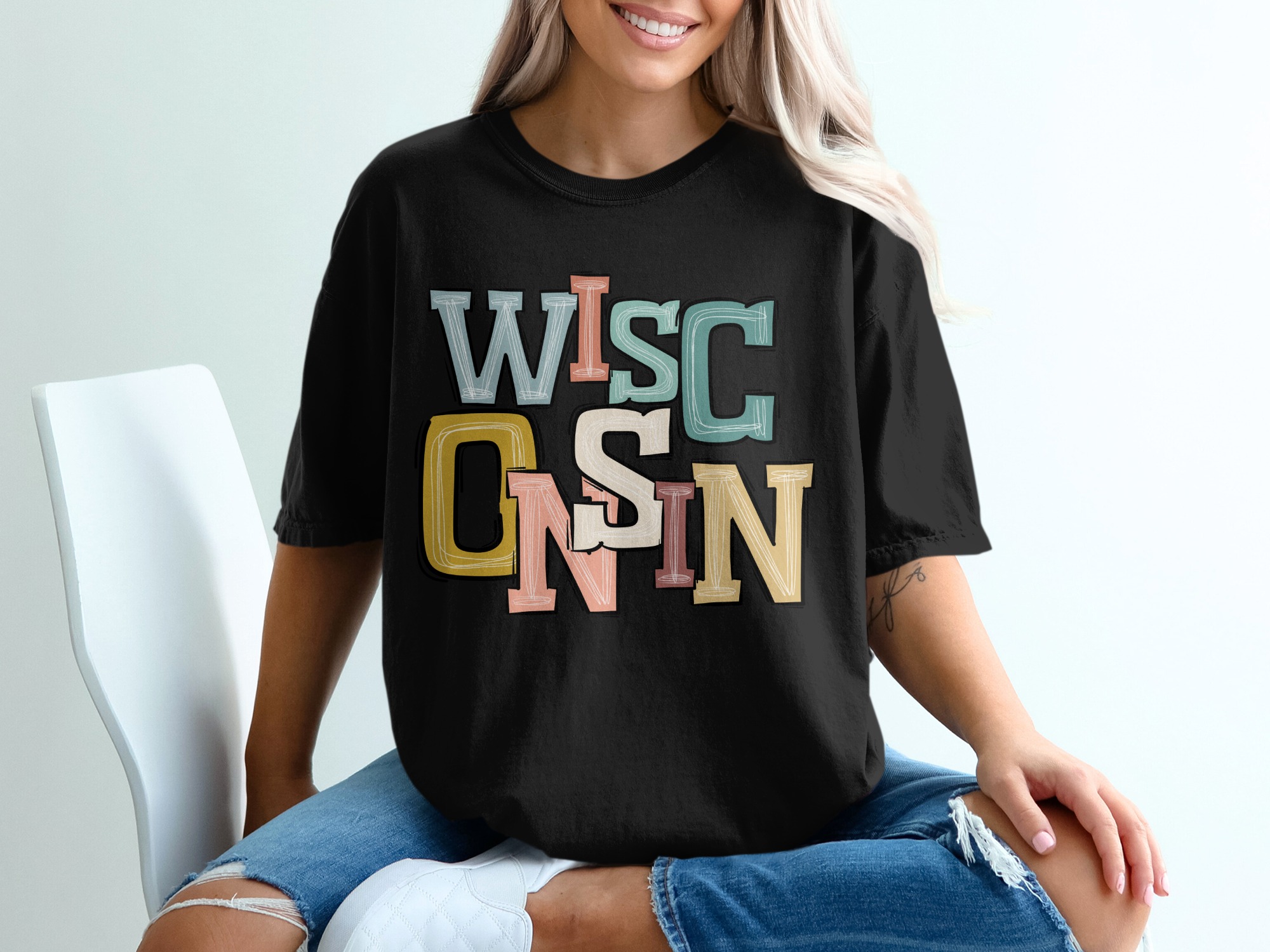 Wisconsin T-Shirt, Colorful State Pride Tee, Retro Style WI Gift, Home State Shirt, Wisconsin Souvenir, Travel Tee, Wisconsin Apparel - Image 2