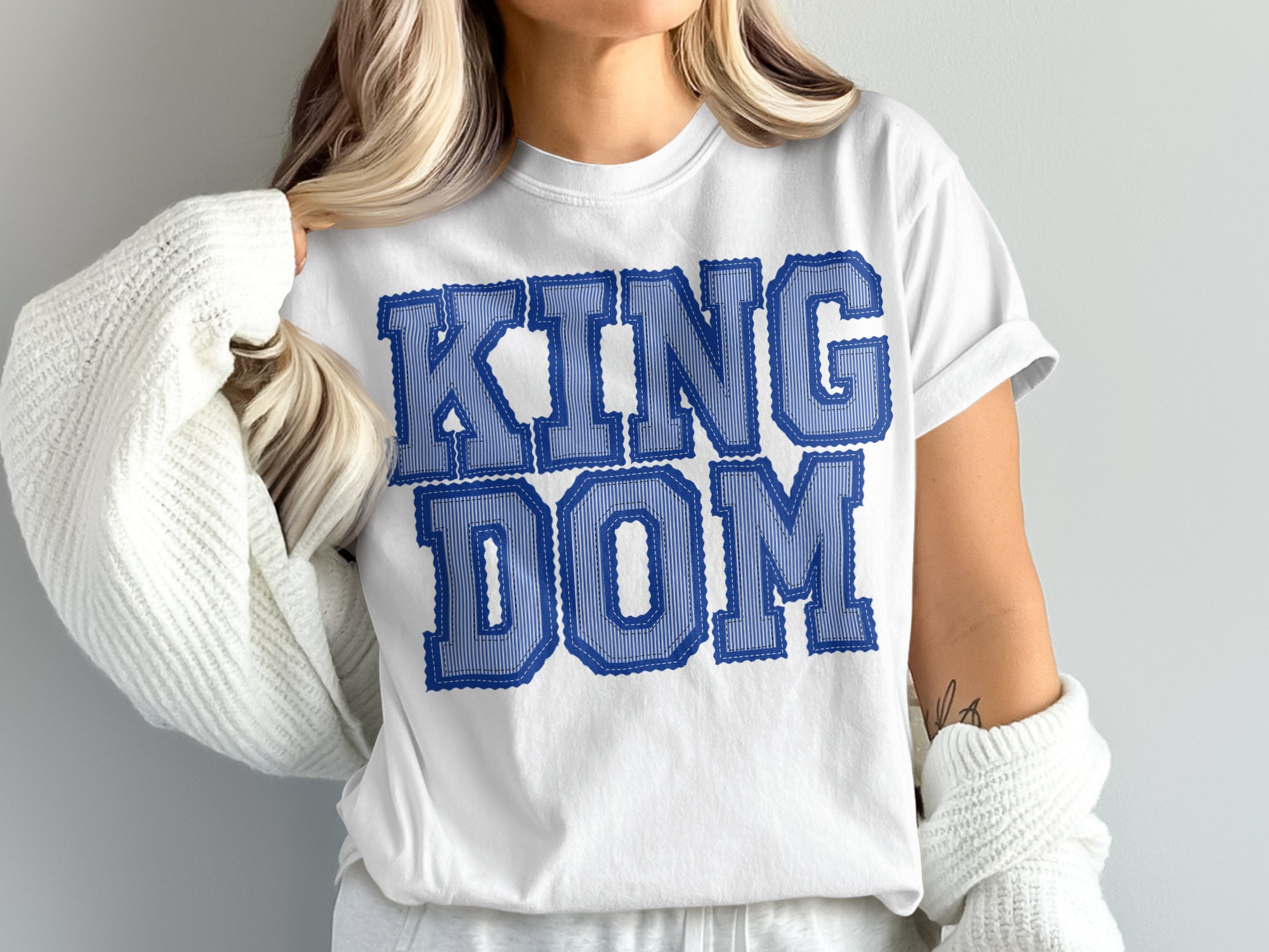 Kingdom Comfort Colors 1717 T-Shirt, Trendy Graphic Tee, Royal T Shirt, Blue Patterned Tee, Casual Shirt, Minimalist Design, Fashion Top