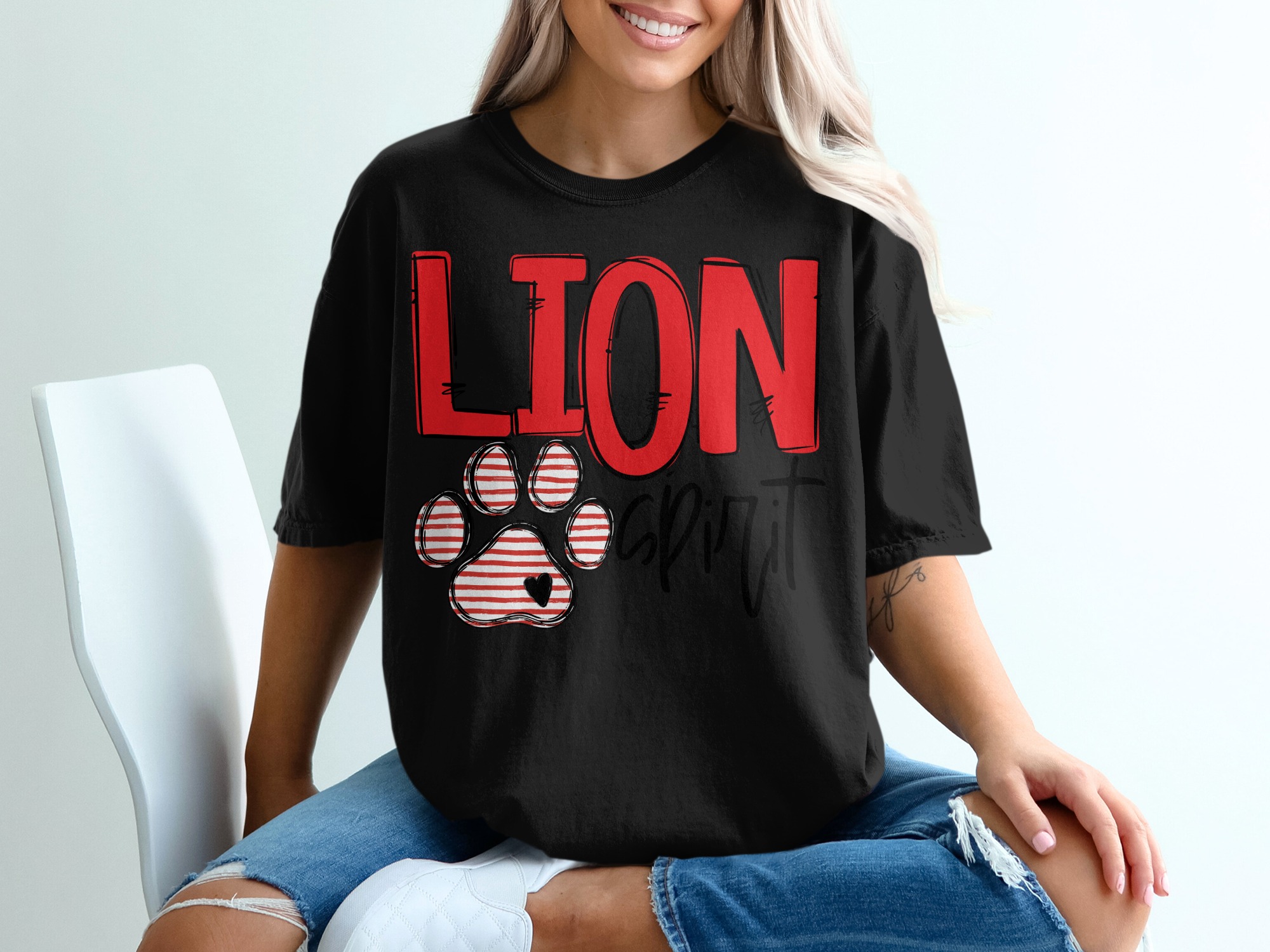 Lion Spirit Paw Print T Shirt, Animal Lover Tee, Wild Cat Gift, Motivational Shirt, Graphic Tee, Trendy Design, Statement Top - Image 2