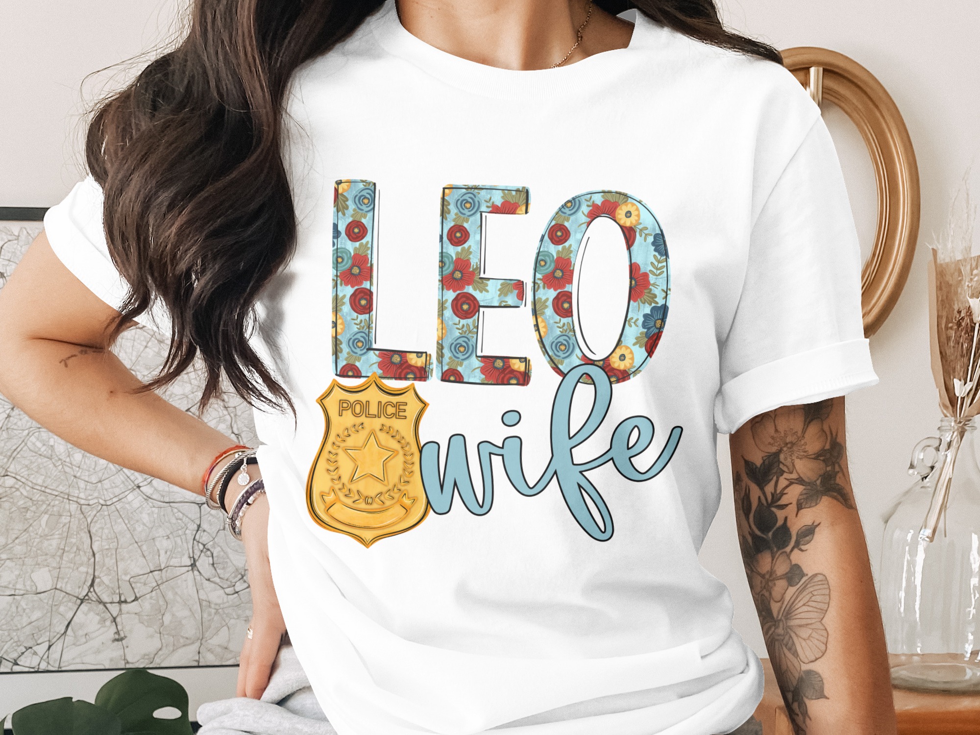 Leo Wife T-Shirt, Police Wife Shirt, Floral Leo Sign TShirt, Wife Tee, Law Enforcement T-Shirt, Thin Blue Line Shirt, Zodiac Gift