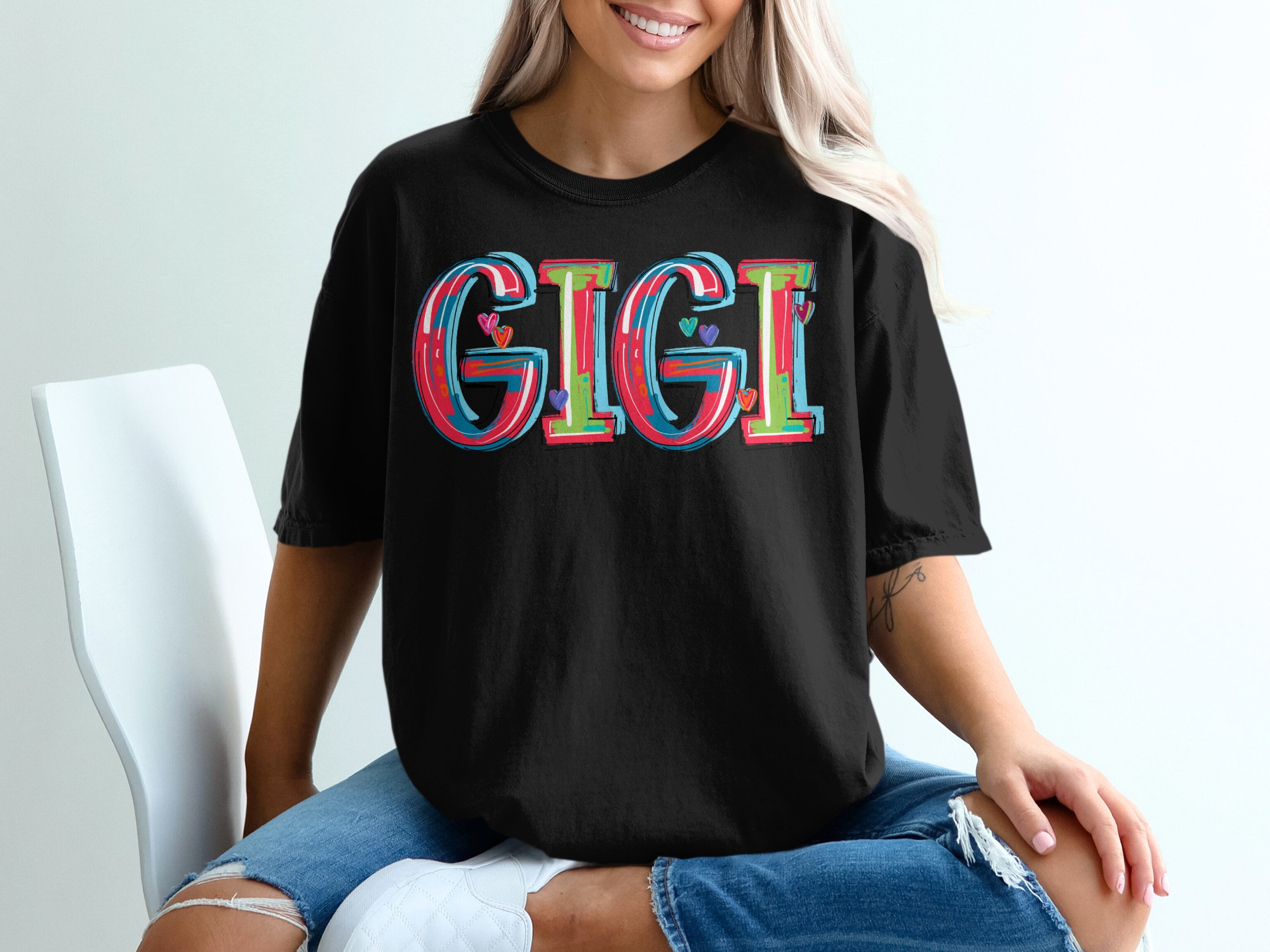 Gigi T-Shirt, Colorful Gigi Shirt, Gigi Gift, Grandma Shirt, Mothers Day Shirt, Gift for Gigi, Heart Gigi Tee, Gigi Graphic Tee - Image 2