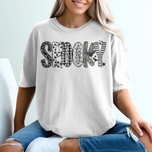 Spooky T-Shirt, Halloween Shirt, Cute Bat Shirt, Spooky Season Tee, Trendy Halloween Costume, Women's Halloween Top, Fall T-Shirt, Graphic
