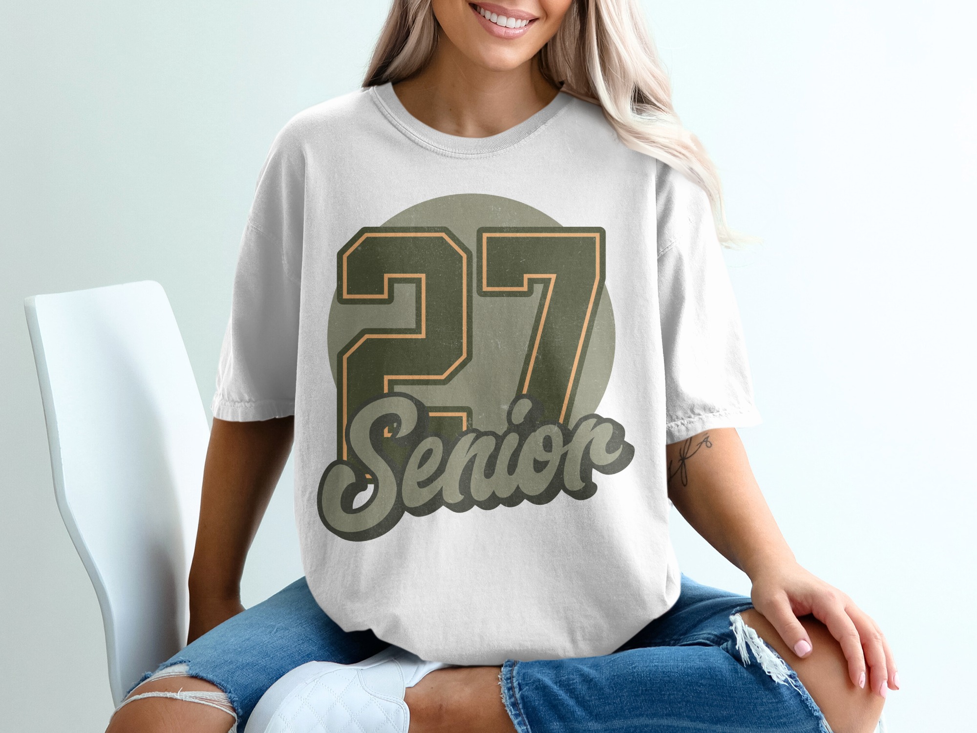 Senior 2027 Long Sleeve T-Shirt, Graduation Gift, Class of 2027 Shirt, High School Graduation Tee, College Graduation Shirt