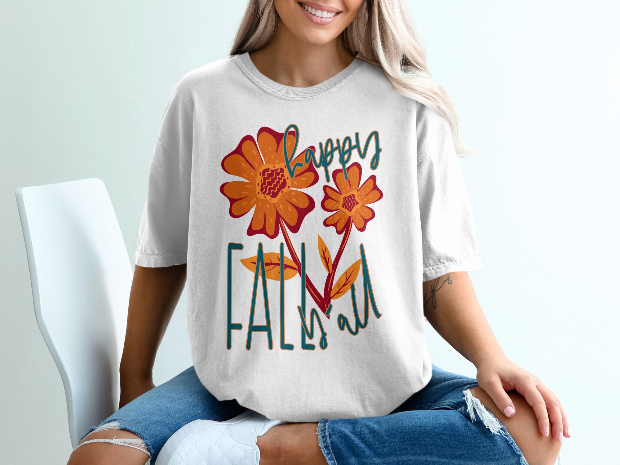 Happy Fall Yall T-Shirt, Autumn Flowers Tee, Thanksgiving Shirt, Seasonal Shirt, Floral Design Shirt, Gift for Fall Lovers