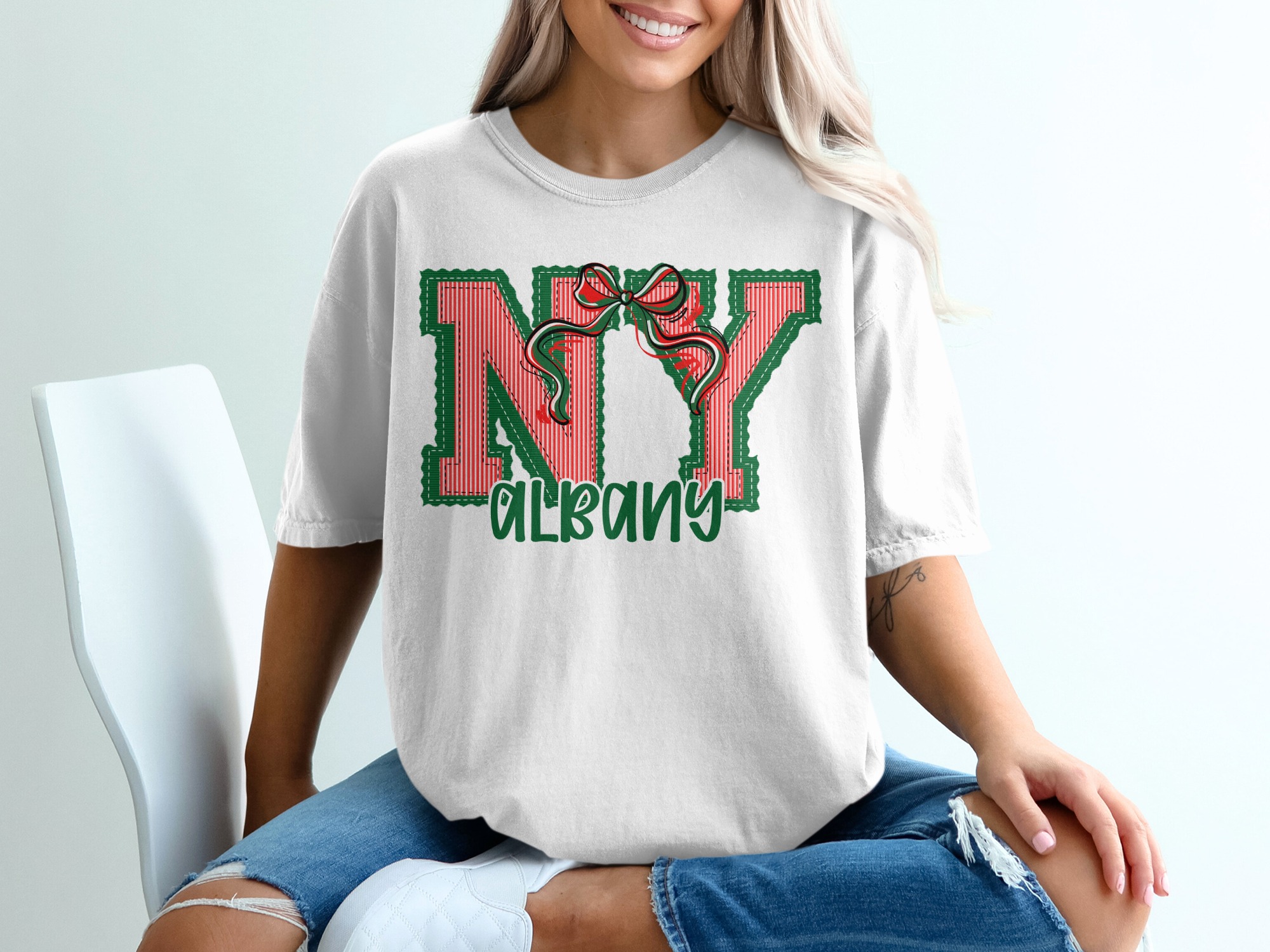 PERSONALIZED NY Albany Patch Applique Style T-Shirt, New York Capital City Tee, Collegiate Gift, Holiday Bow Design, Custom State Souvenir