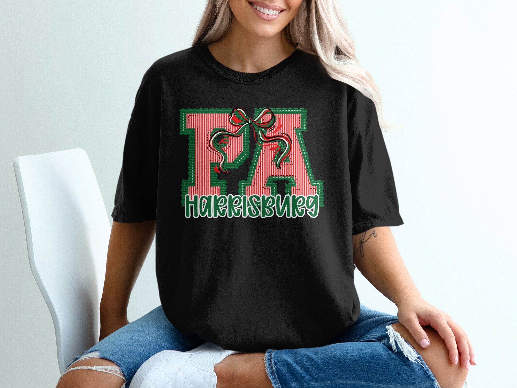 PERSONALIZED Harrisburg PA T-Shirt, Pennsylvania State Pride Tee, Collegiate Style Shirt, Custom Distressed Patch Design, Green Red Bow Top - Image 2