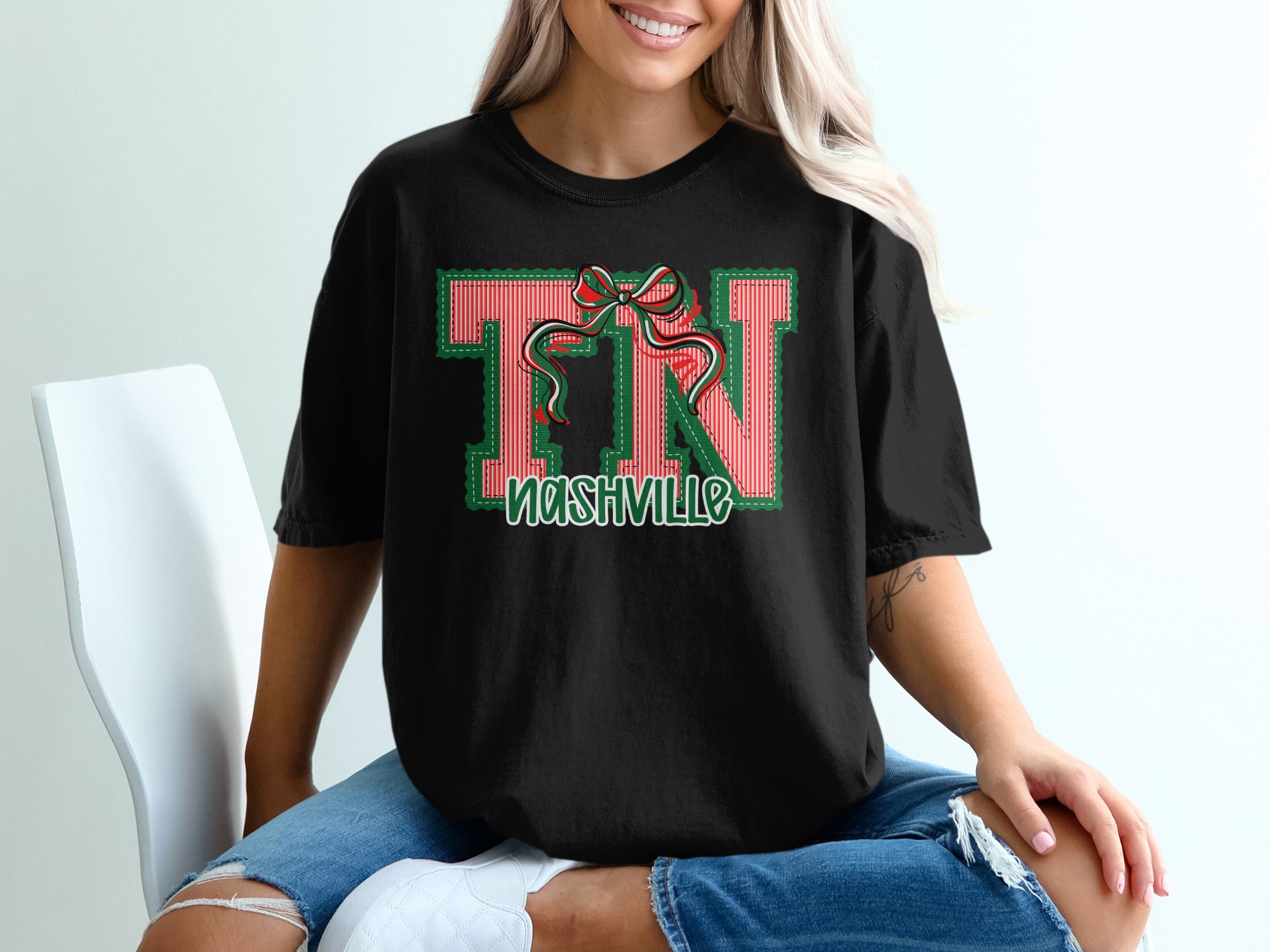 PERSONALIZED Nashville T-Shirt, Tennessee Music City Gift, Tennessee Christmas Bow Tee, Festive Stitched Applique Design, Holiday Apparel. - Image 2