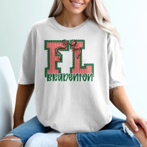 PERSONALIZED Florida Bradenton Christmas T-Shirt, Festive FL Applique Tee, Holiday Spirit Vacation Gift, Custom City State Shirt