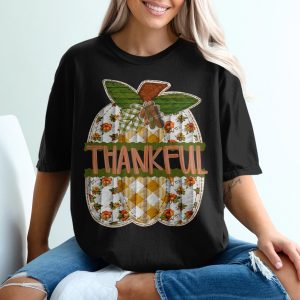 Thankful Pumpkin T-Shirt, Fall Harvest Tee, Autumn Thanksgiving Shirt, Quilted Pumpkin Design, Festive Apparel