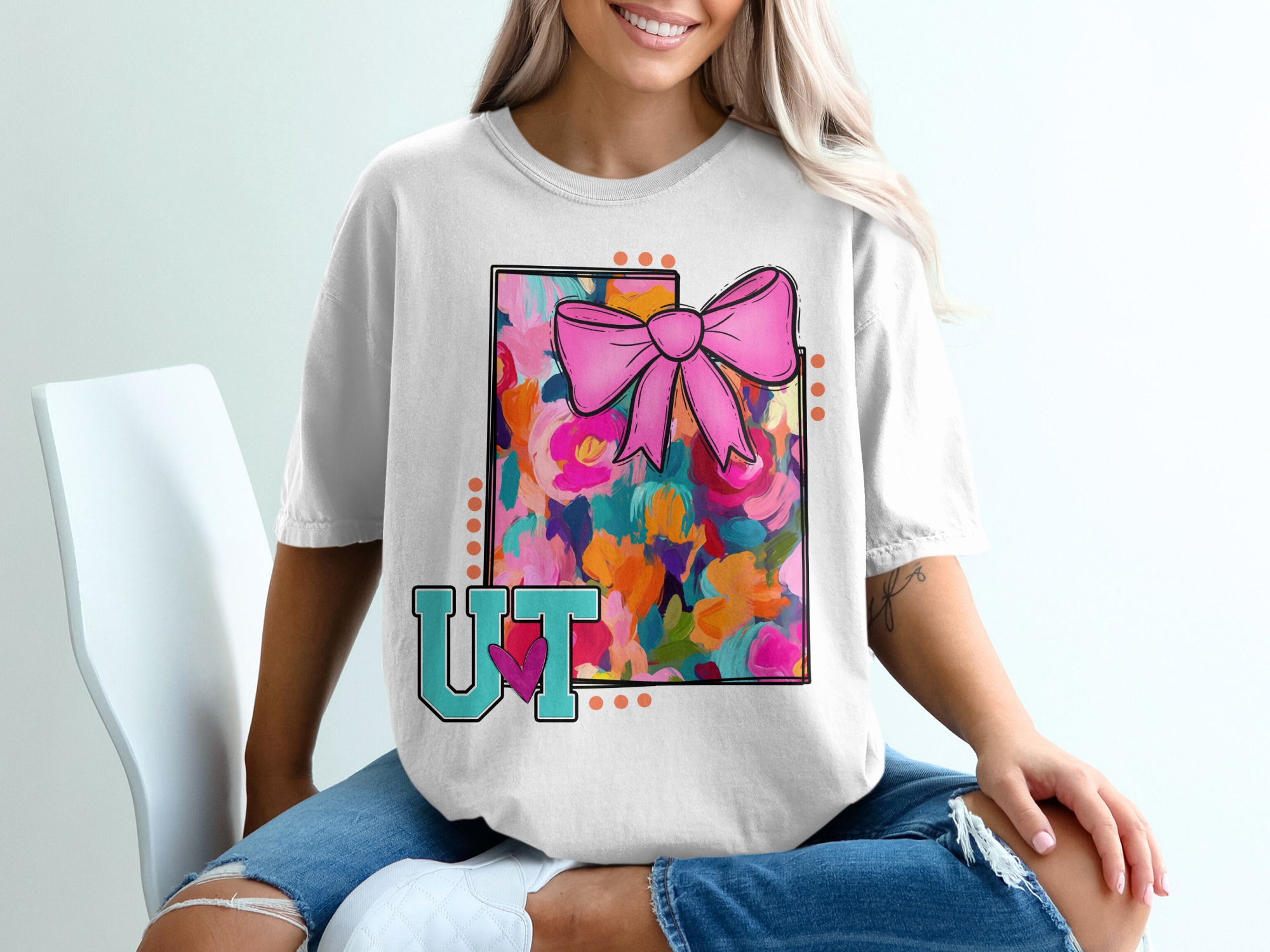 UT Floral T-Shirt, Tennessee Volunteers, Cute Bow Shirt, Southern Style, Game Day Tee, Spirit Wear, University of Tennessee Apparel