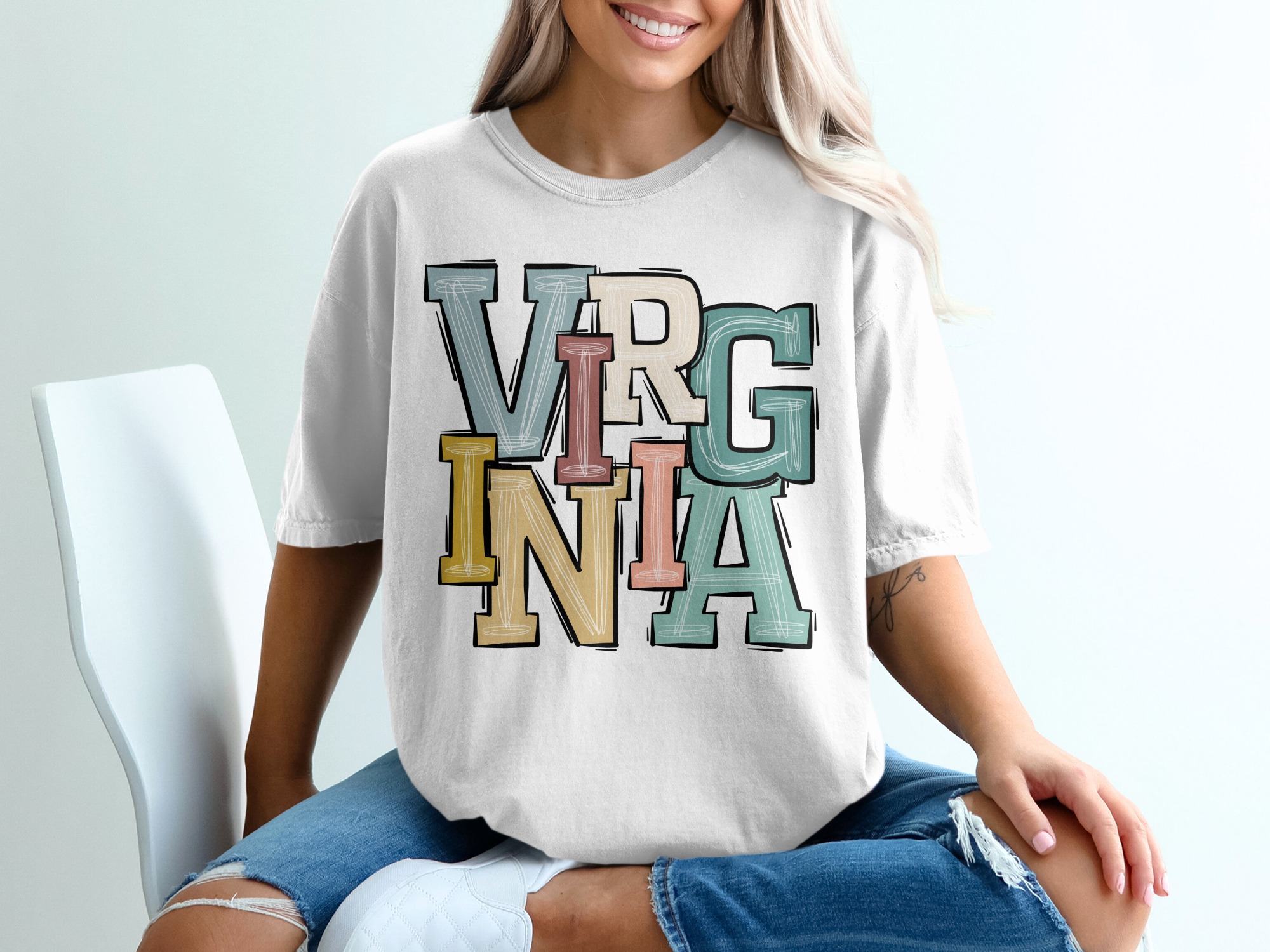 Virginia Graphic Novelty Print Women's Relaxed Fit T-Shirt