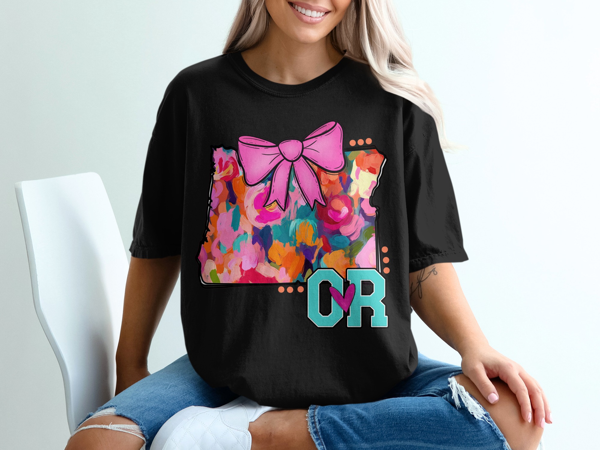 Oregon State T-Shirt, Floral Design, Pink Bow, Cute State Pride Apparel, Oregon TShirt, Travel Souvenir, Oregon Gift, Colorful Tee - Image 2