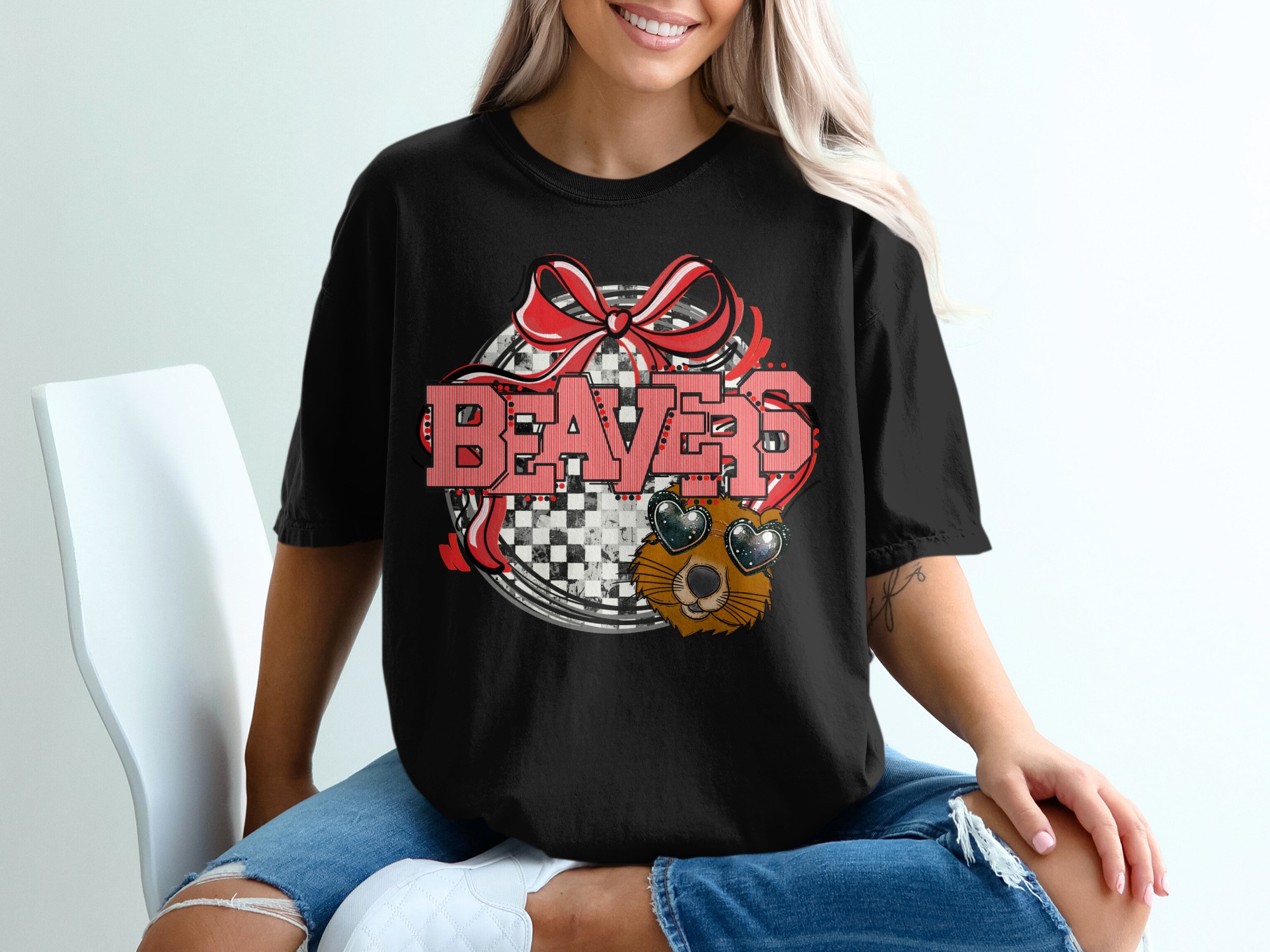 Beavers T-Shirt, Cute Animal Tee, Heart Sunglasses, Funny Beaver Shirt, Beaver Lover Gift, Trendy Graphic Tee, Graphic T-Shirt, Animal - Image 2
