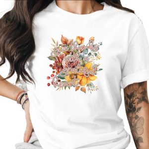 Give Thanks Floral T-Shirt, Grateful Heart Tee, Thanksgiving Shirt, Autumn Flowers, Fall T Shirt, Holiday Apparel, Thankful T Shirt