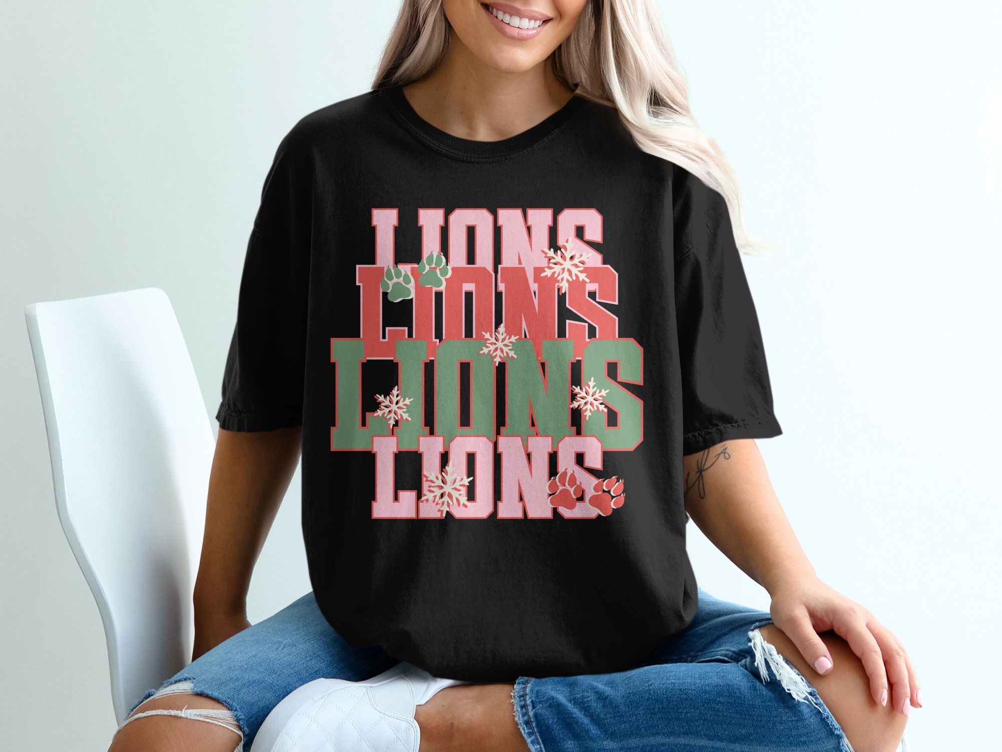 Lions Winter T-Shirt, Paw Print Tee, Snowy Lion Gift, Holiday Shirt, Christmas Apparel, Cute Animal Tee - Image 2