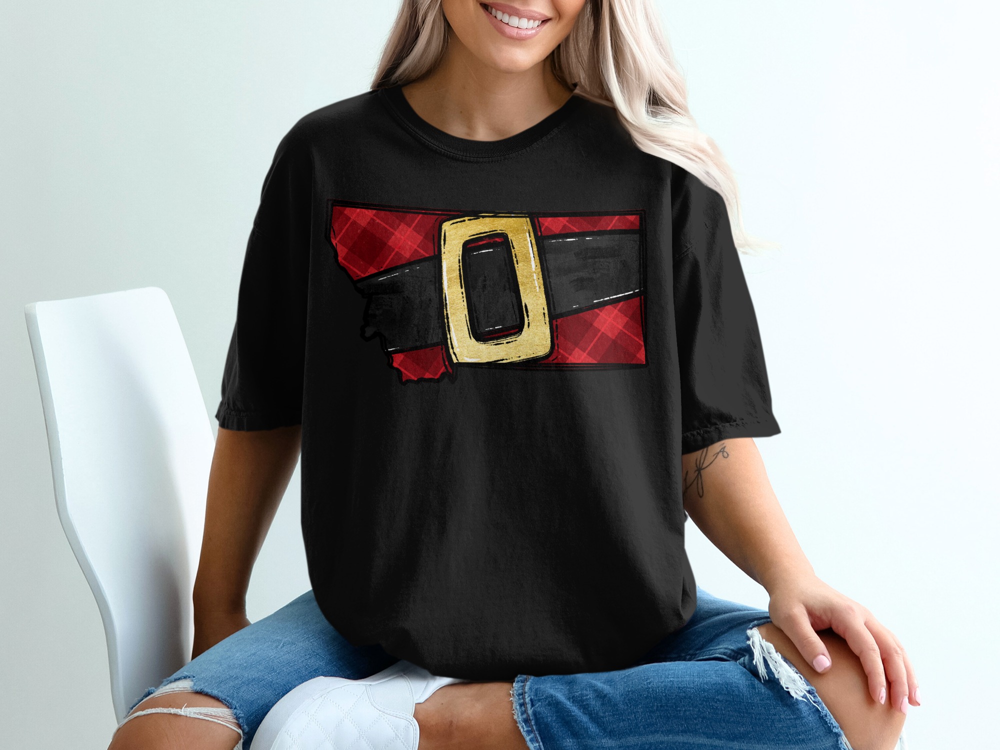 Montana Santa Belt T-Shirt, Christmas State Tee, Plaid Holiday Shirt, Montana Pride Gift, Festive Apparel, Trendy Christmas Tee - Image 2