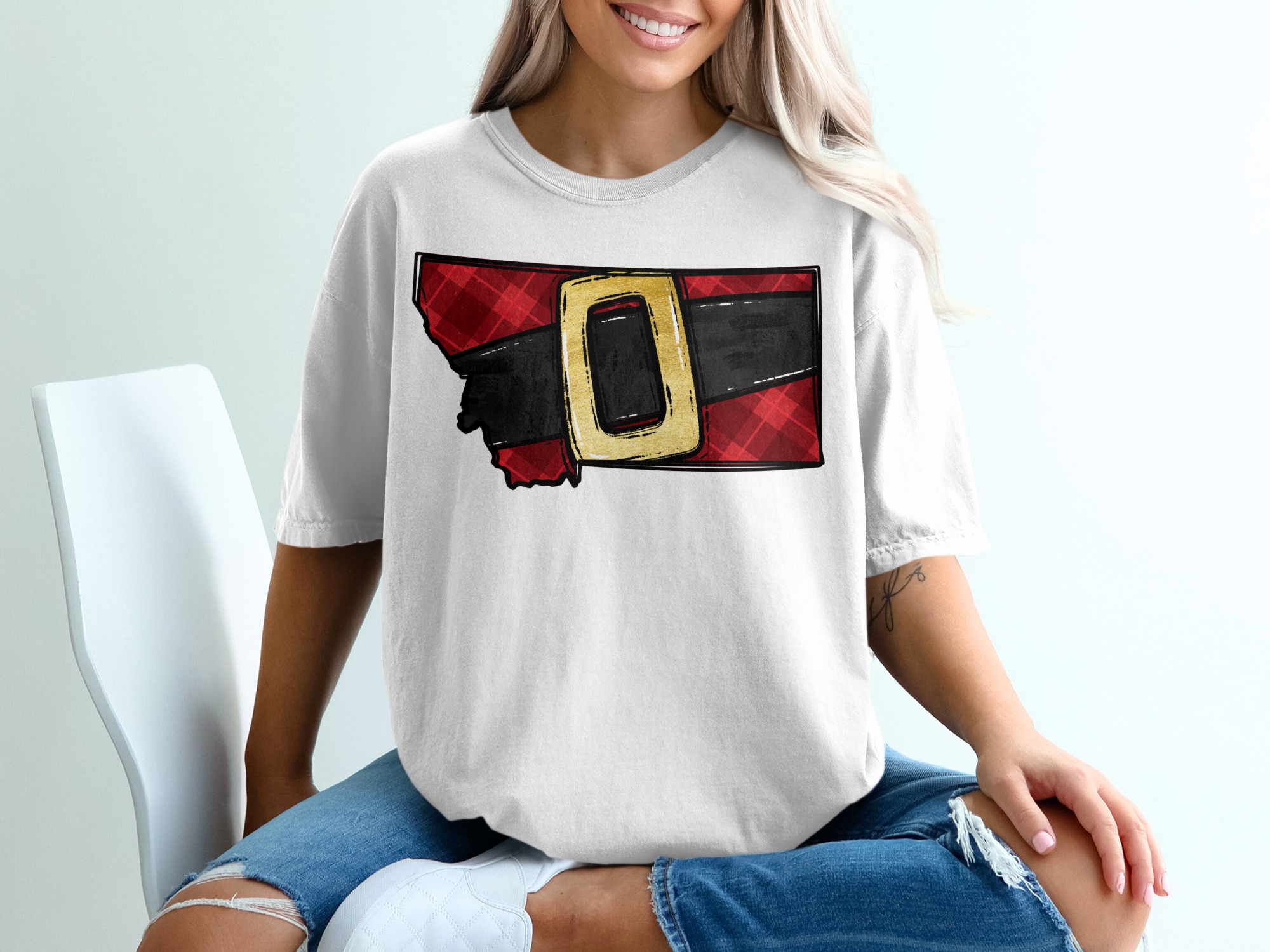 Montana Santa Belt T-Shirt, Christmas State Tee, Plaid Holiday Shirt, Montana Pride Gift, Festive Apparel, Trendy Christmas Tee