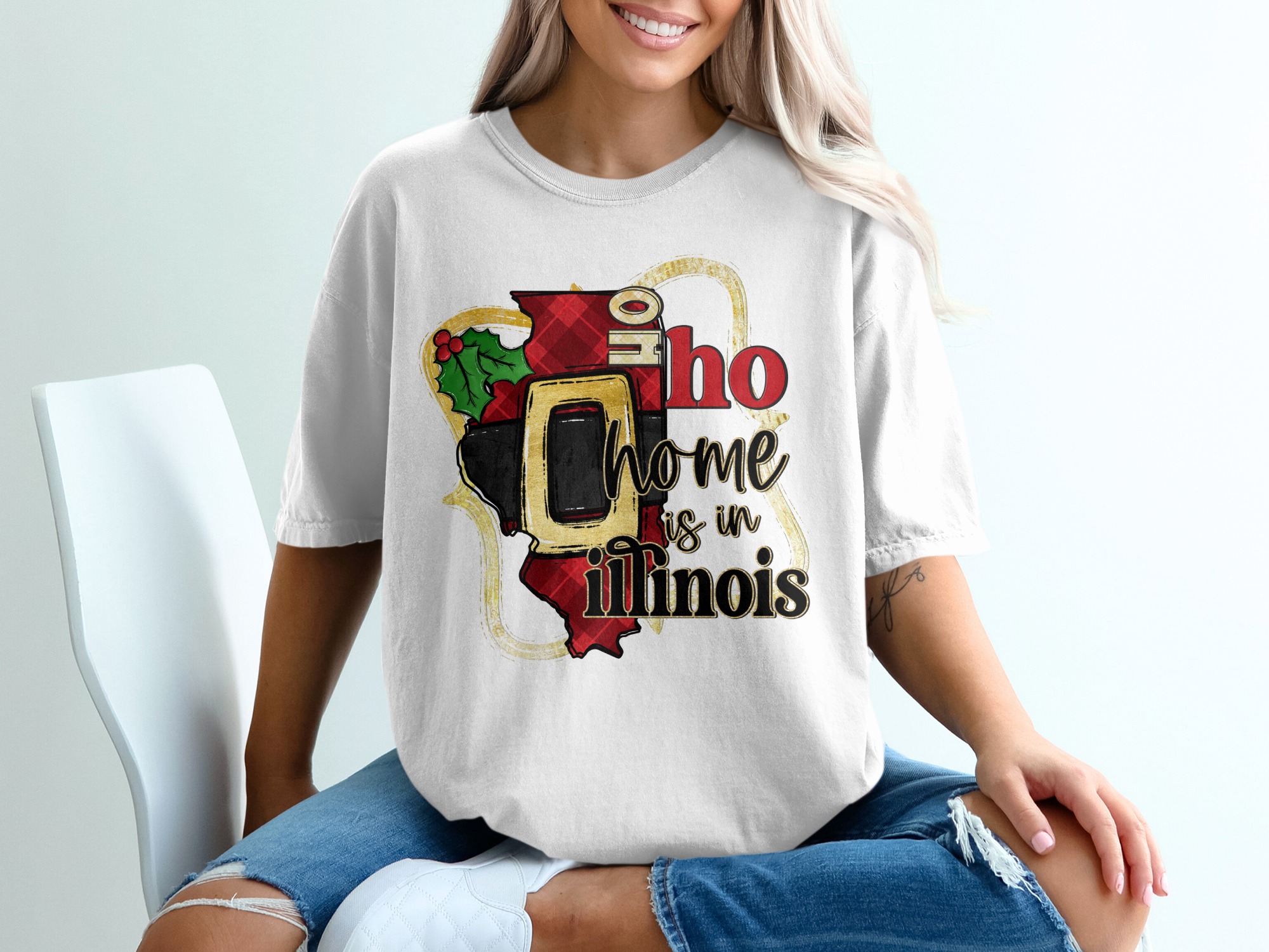 Illinois Christmas T-Shirt, Home State Shirt, Illinois Holiday Tee, State Pride Apparel, Christmas Gift, Illinois Gift