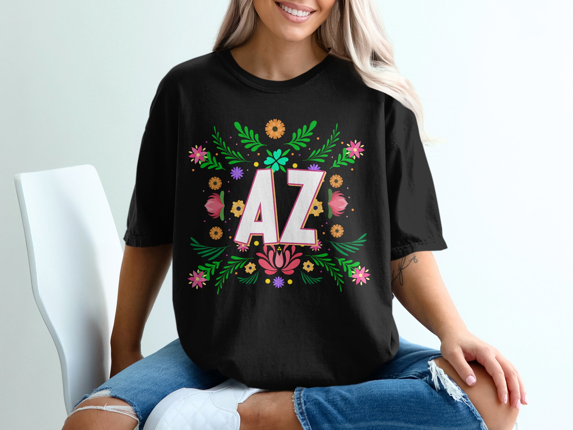 AZ Floral T-Shirt, Letter Design, Initial Shirt, Cute Flower Shirt, Botanical Tee, Custom T-Shirt, Alphabet Shirt, Personalized Tee - Image 2
