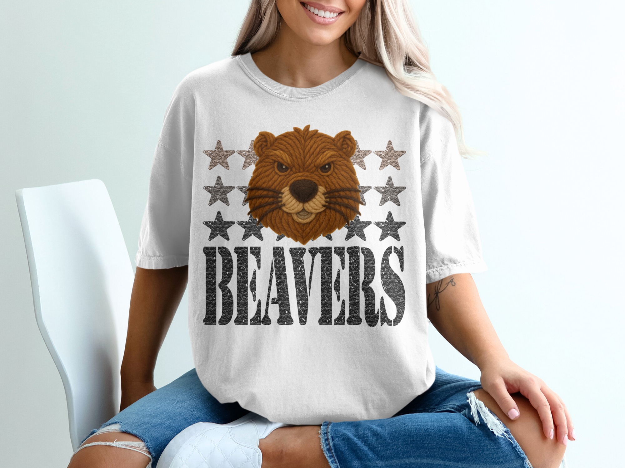 Brown Beaver T-Shirt, Stars Shirt, Beavers Tshirt, Animal Lover Tee, Cute Beaver Design, Graphic Tee, Gift Idea