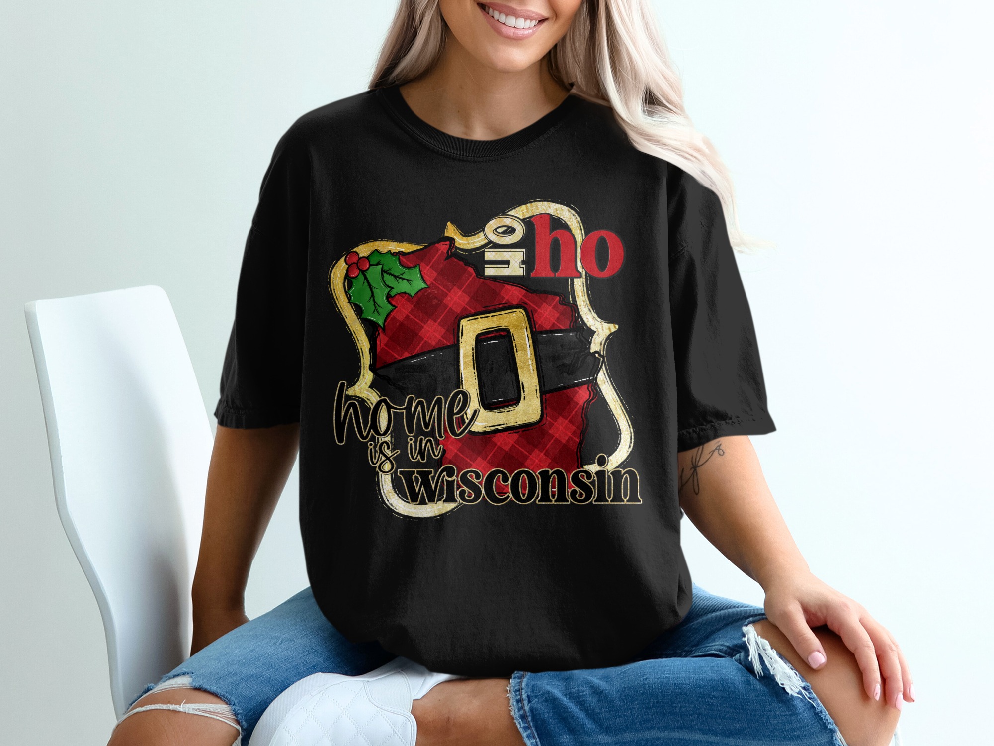 Wisconsin Christmas T-Shirt, Home State Holiday Tee, Santa Belt Wisconsin, Wisconsin Gift Shirt, Oh ho ho, Wisconsin Christmas Shirt - Image 2