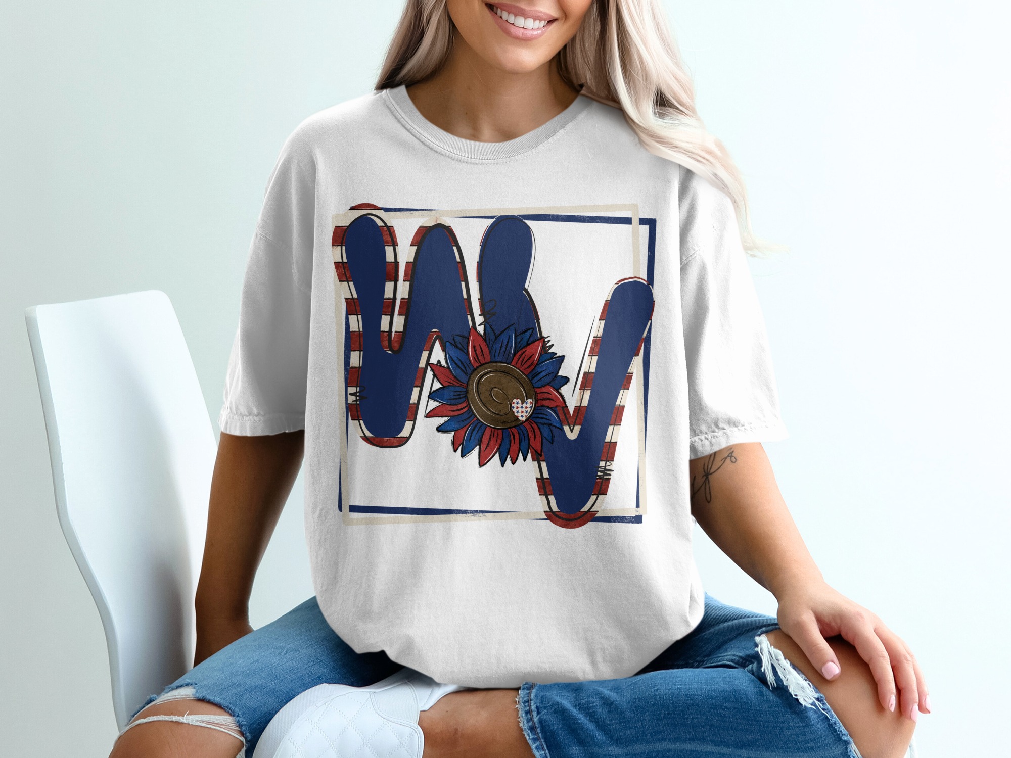 Patriotic W T-Shirt, Initial W Tee, American Flag Letter Shirt, Sunflower Heart, 4th of July T Shirt, USA Pride Shirt, Monogram Gift Idea