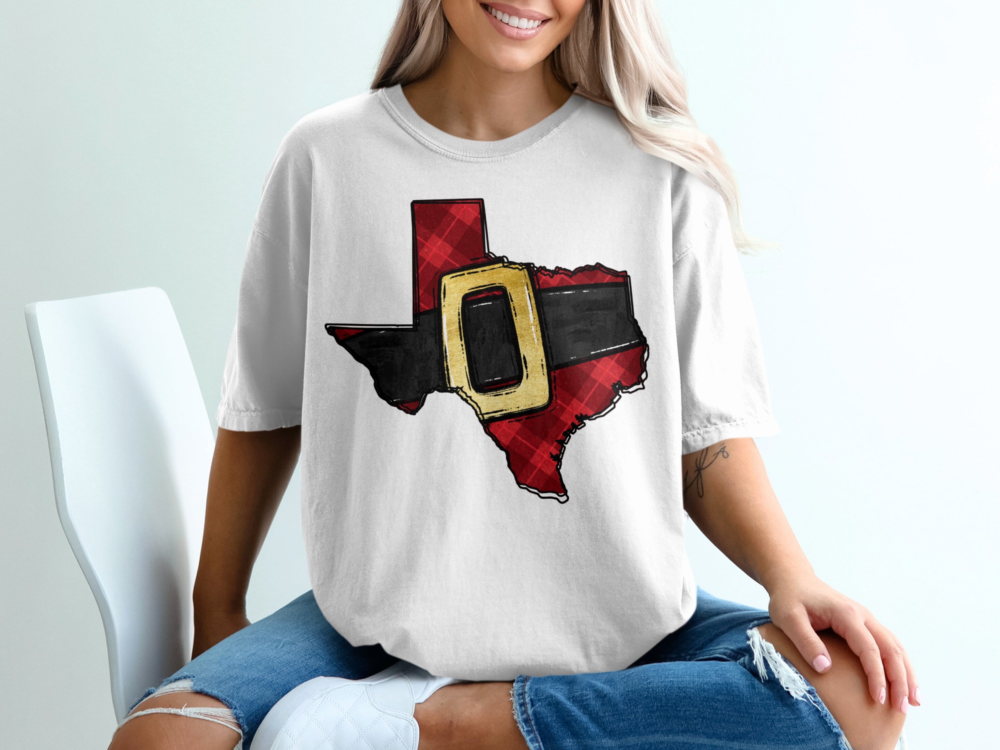 Texas Christmas T-Shirt, Santa Belt State Tee, Red Plaid State, Holiday Shirt, Texas Pride Shirt, Festive Outfit, Gift Idea, Xmas Clothing