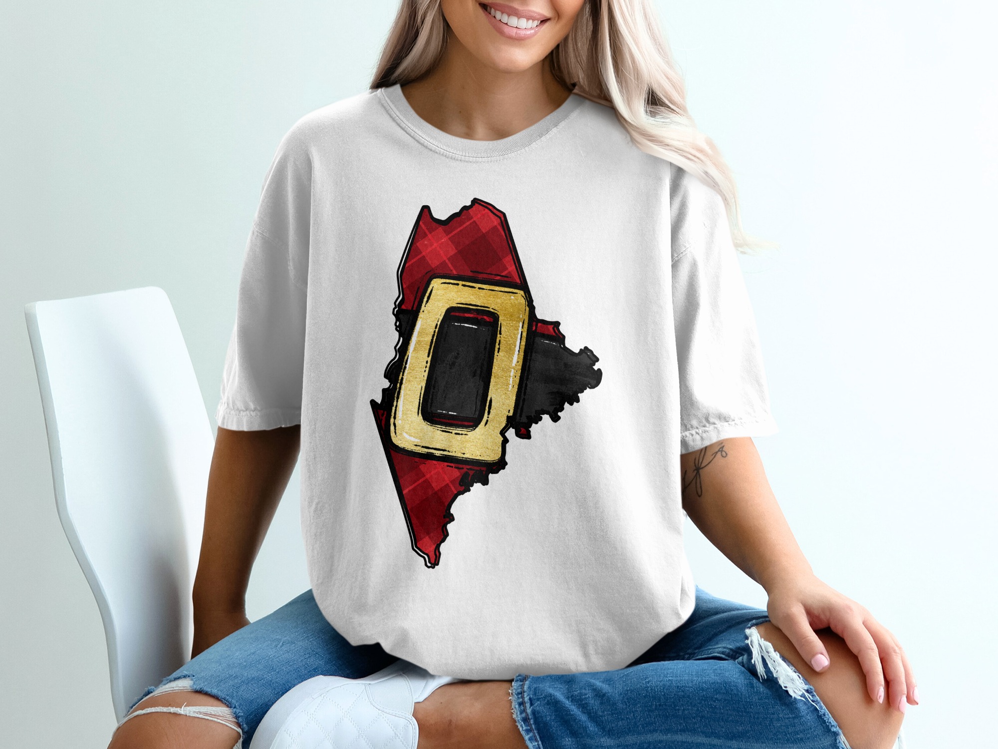 Maine Santa Belt T-Shirt, Christmas Maine, Plaid, Gold Buckle, Holiday Shirt, Maine Gifts, Maine Pride, Santa Claus, Festive Apparel
