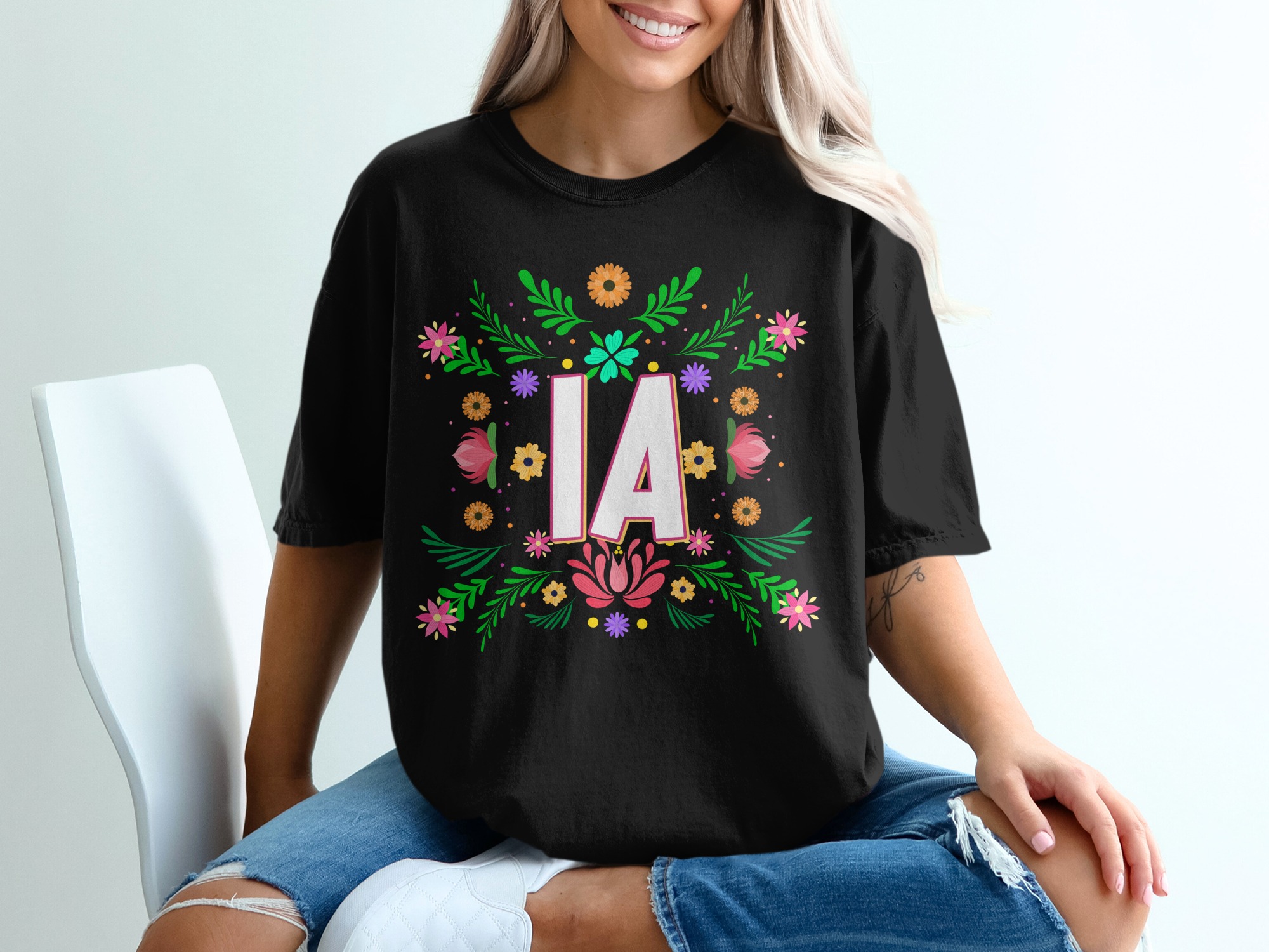 IA Initial T-Shirt, Floral Letters Tee, Personalized Name T Shirt, Botanical Shirt, Custom Gift For Her, Garden Flowers T Shirt - Image 2