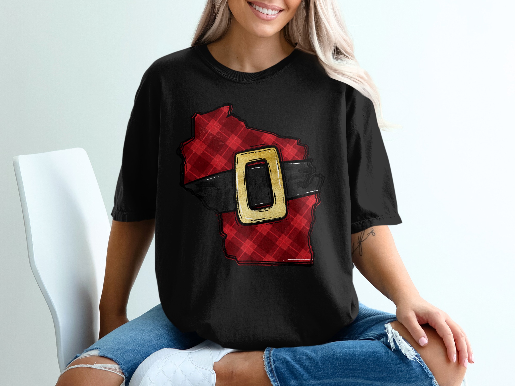 Wisconsin Christmas T-Shirt, Santa Belt State Outline, Plaid Design Shirt, WI Holiday Gift, Festive Top, Seasonal Apparel - Image 2
