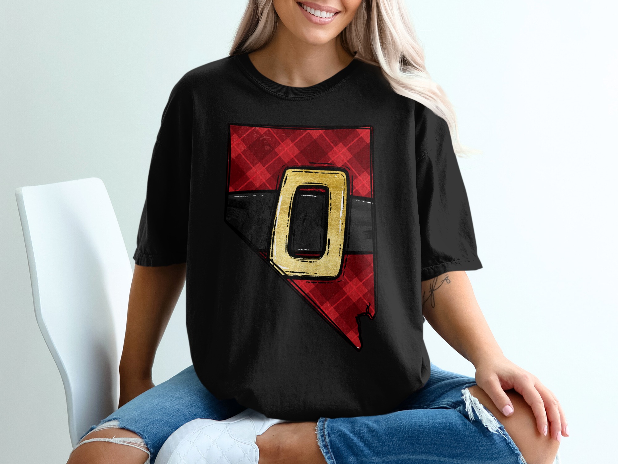 Nevada Santa Belt Christmas T-Shirt, State Pride Tee, Plaid Holiday Shirt, Unique Gift Idea, Festive Apparel, Nevada Souvenir - Image 2