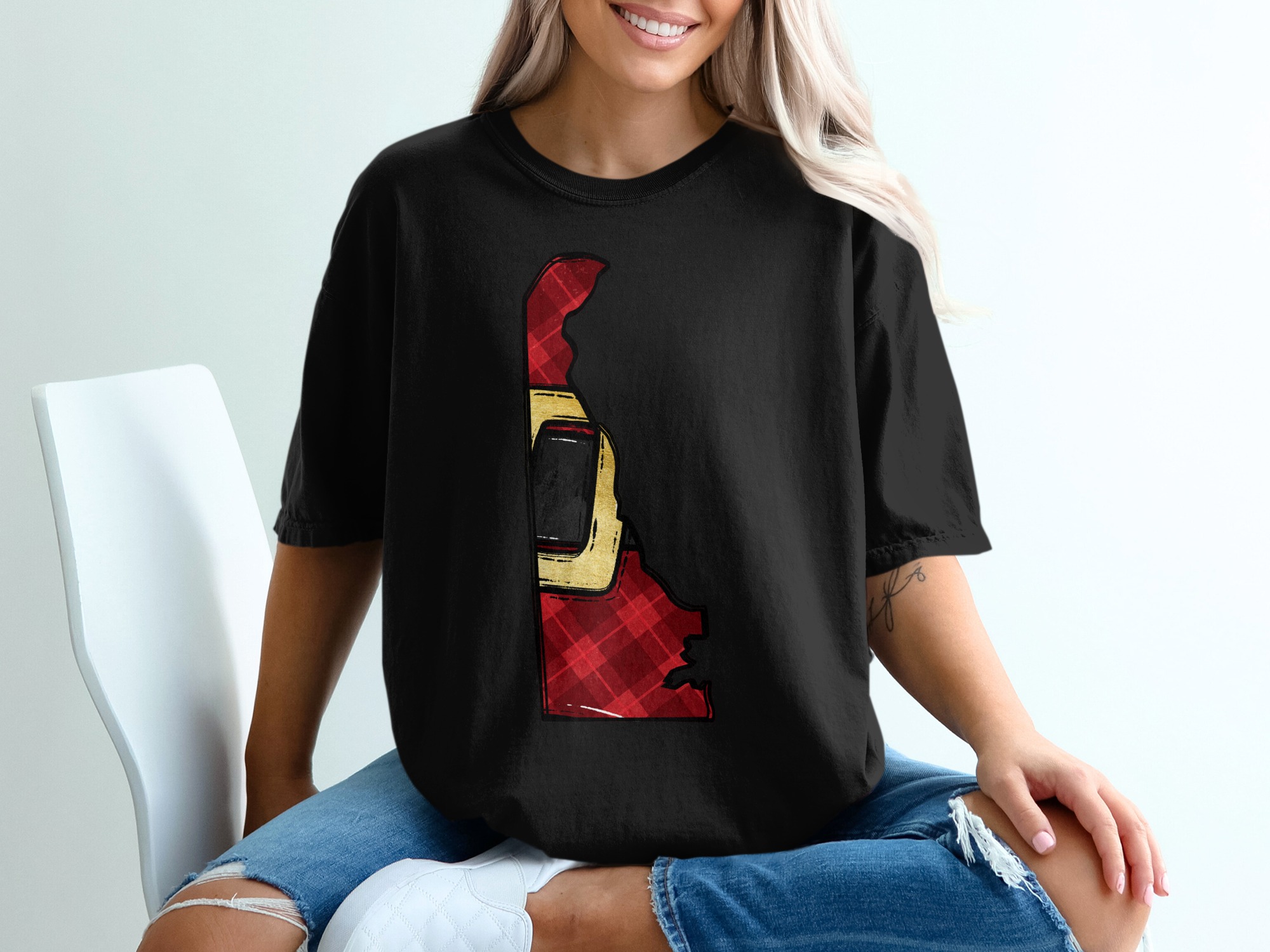 Delaware T-Shirt, Buffalo Plaid Tee, State Pride Shirt, Unique Delaware Design, Personalized State Shirt, Delaware Lover, Delaware Gift - Image 2