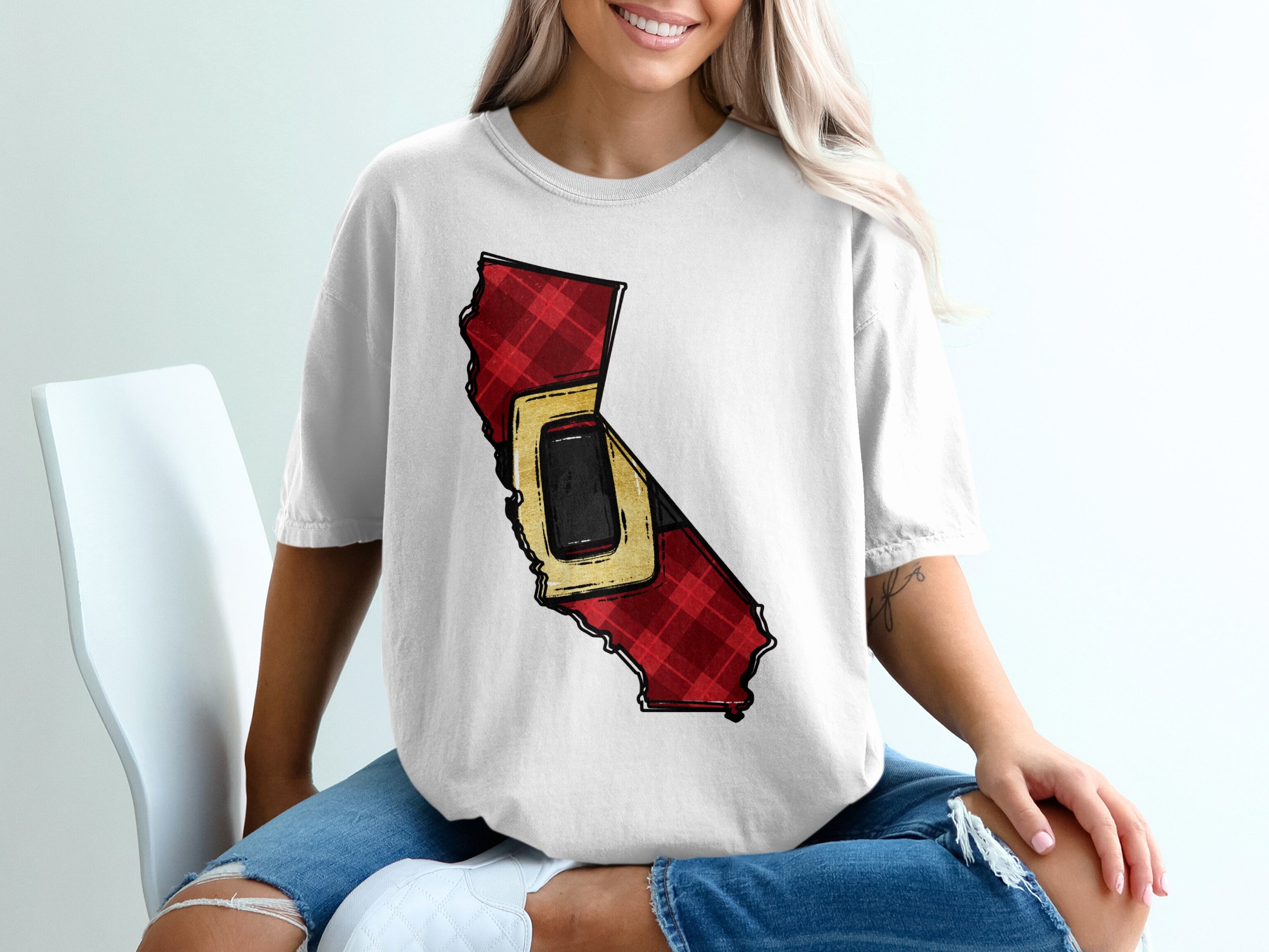 California Santa Belt T-Shirt, Plaid Design, State Pride Shirt, Holiday Apparel, Festive California Tee, Xmas Gift Idea