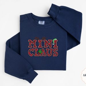 Mini Claus Sweatshirt, Holiday Sweatshirt, Christmas Sweatshirt, Winter Sweatshirt, Plaid Sweatshirt, Kids Sweatshirt, Festive Outfit