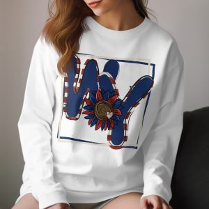 Patriotic Flower Long Sleeve T-Shirt, Vintage American Flag Design Top, USA Pride Graphic Tee, Perfect Gift for Patriots