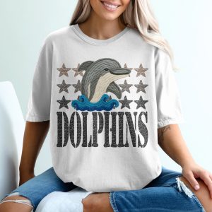 Dolphin T-Shirt, Ocean Lover Tee, Star Fish Design, Sea Life Shirt, Unique Dolphin Art, Aquatic Animal Tee, Trendy Graphic Shirt