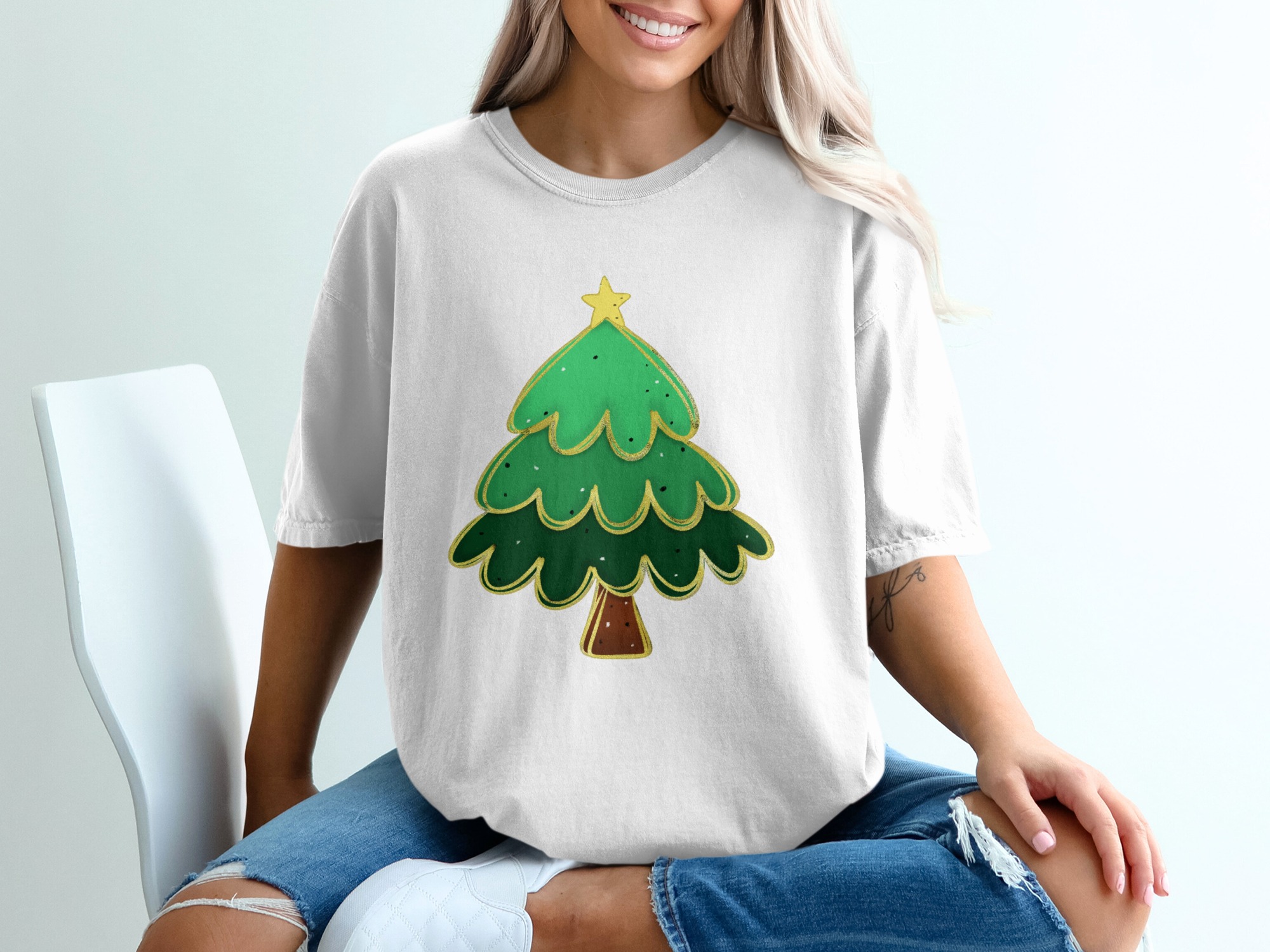 Cute Christmas Tree T-Shirt, Holiday Tee, Festive Design, Seasonal Gift, Christmas Apparel, Holiday Outfit, Gift Idea