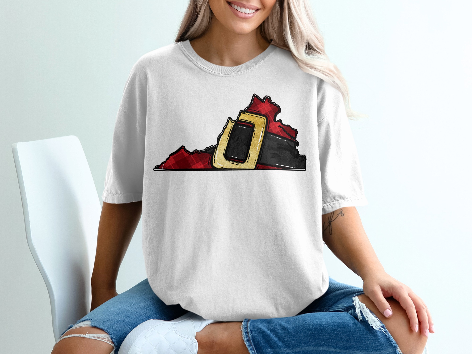 Virginia Santa Belt T-Shirt, Christmas State Outline Tee, Plaid Virginia Gift, Holiday Shirt, Christmas in Virginia, Festive Virginia Shirt