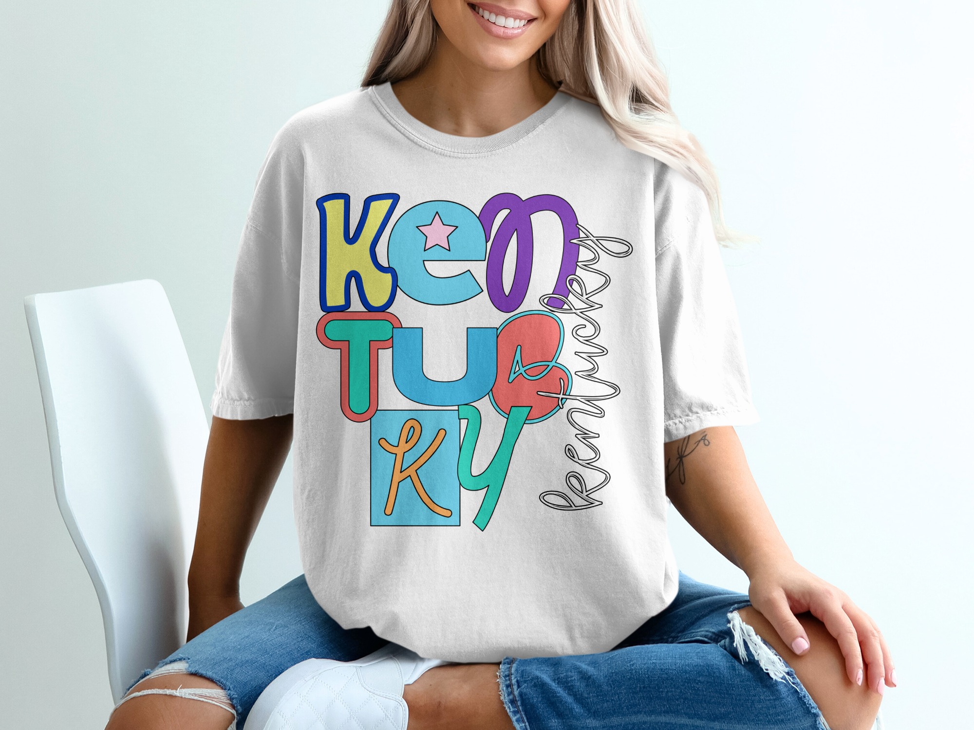 Kentucky Reverie T-Shirt, Retro Style Graphic, Colorful State Pride, Kentucky Souvenir, Kentucky Lovers T-Shirt