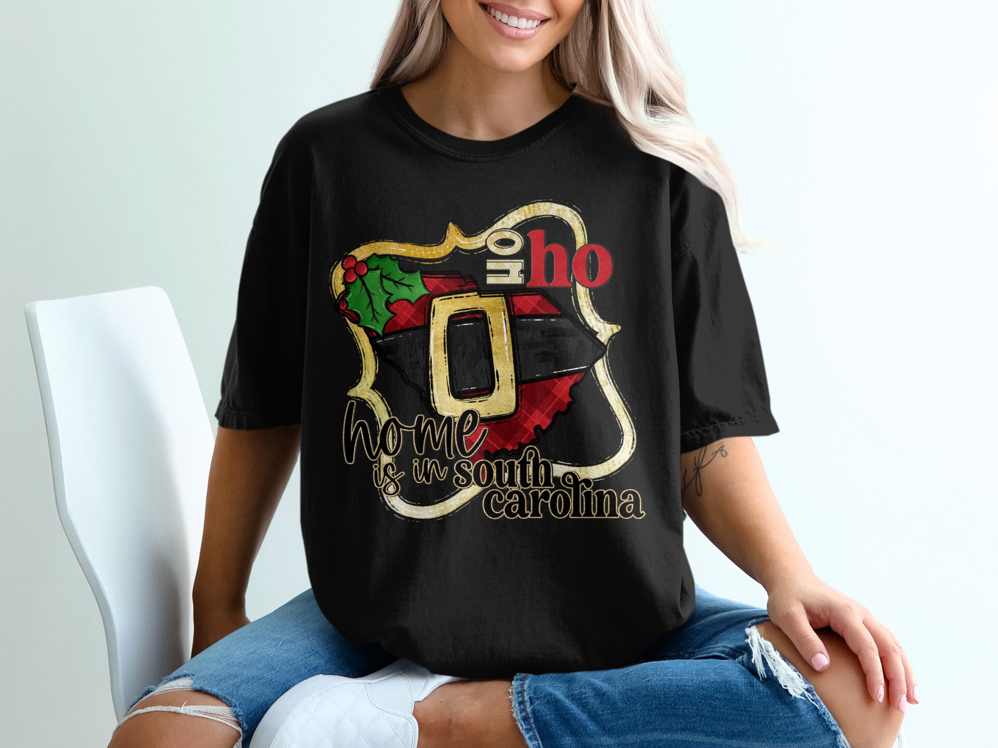 South Carolina Christmas T-Shirt, Home State Tee, Santa Belt Design, SC Pride Shirt, Holiday Gift Idea, Southern Christmas Tee - Image 2