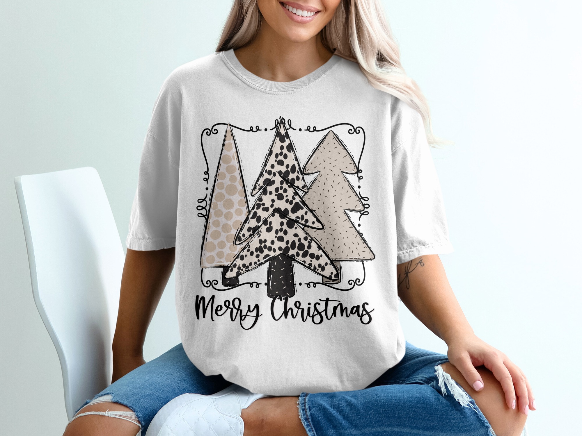 Merry Christmas Trees T-Shirt, Holiday Tee, Festive Christmas Gift, Christmas Trees Tee, Xmas Party TShirt, Christmas Outfit