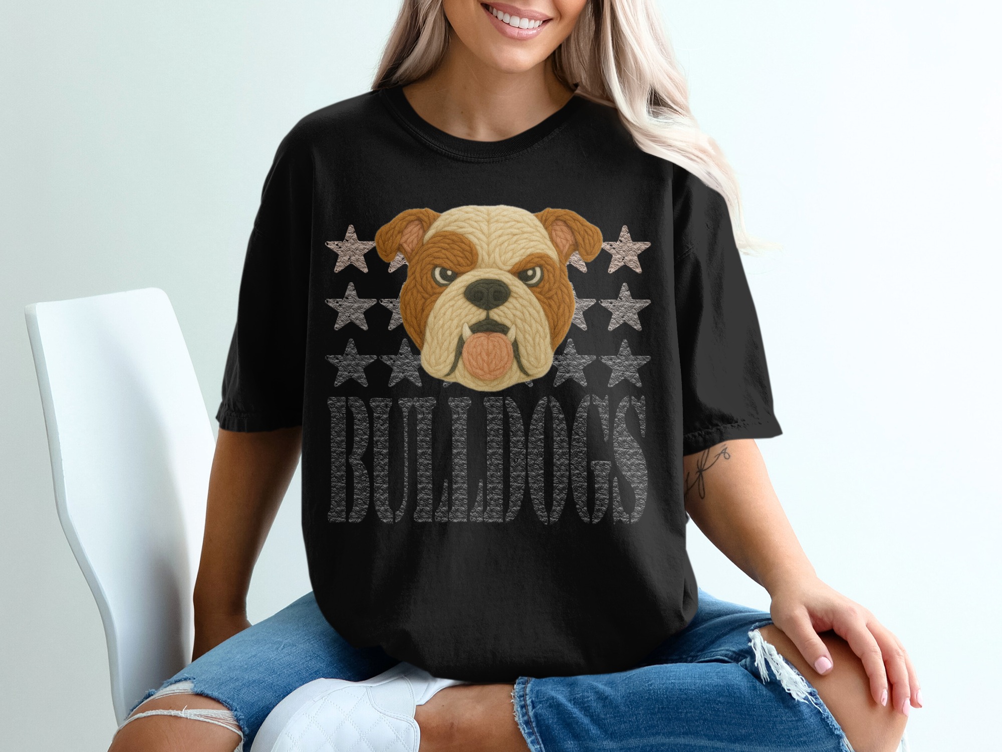Bulldogs T-Shirt, Graphic Tee, Animal Shirt, Dog Lover Gift, Bulldog Breed Shirt, Mascot T-Shirt, Sport Team Fan T-Shirt, Cool T-Shirt - Image 2