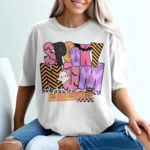 Spooky Mom T-Shirt, Halloween Shirt, Mom T-Shirt, Cute Ghost Tee, Bat Shirt, Halloween Mom, October 31, Halloween Costume T-Shirt